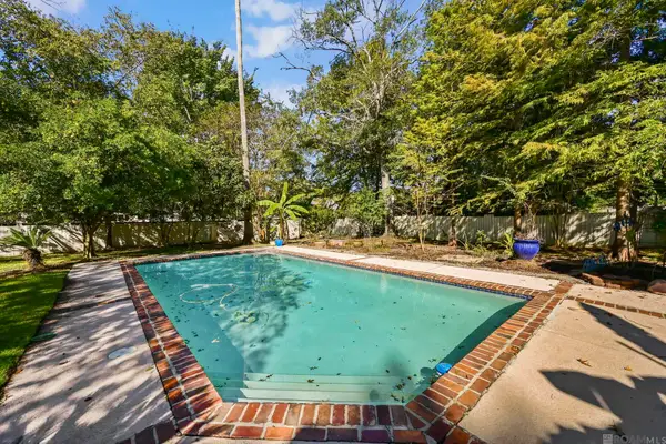 5638 Riverbend Blvd, Baton Rouge, LA 70820