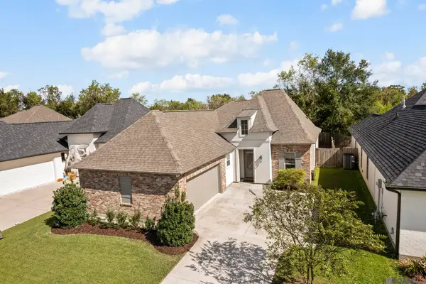 39451 Waycross Ave, Prairieville, LA 70769