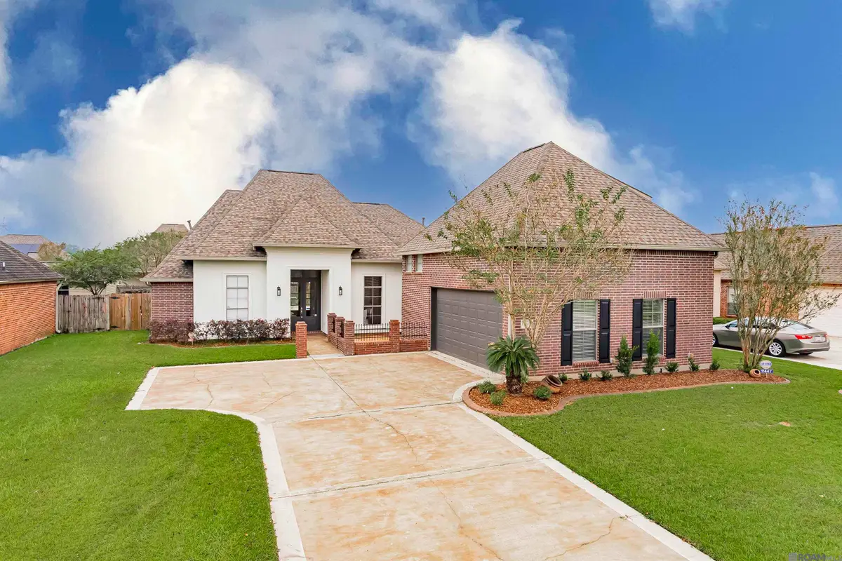 11447 Lemonwood Dr, Denham Springs, LA 70726 - Image #1