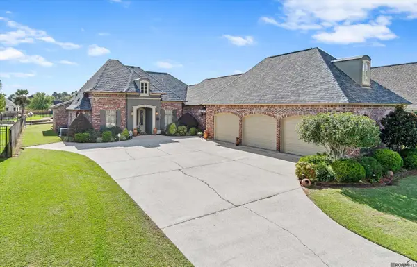 18402 Bellingrath Lakes Ave, Greenwell Springs, LA 70739