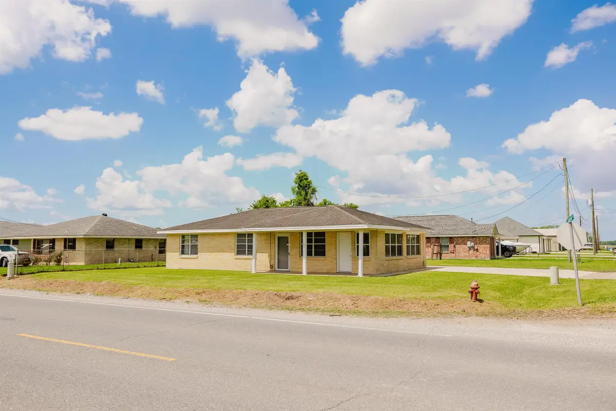 700 Brule Guillot Road, Thibodaux, LA 70301 - #1