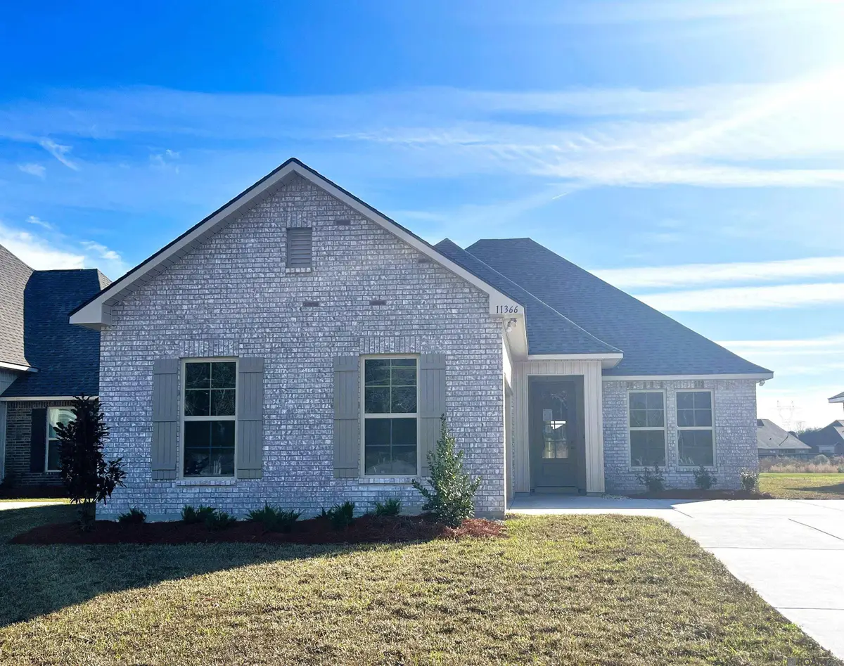 11366 Densmore Dr, Denham Springs, LA 70726 - Image #1
