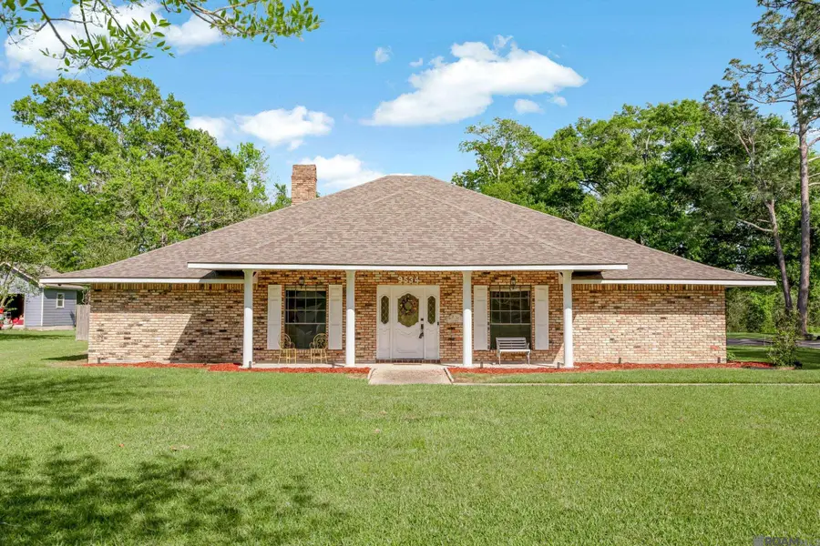9534 Shoe Creek Dr, Central, LA 70818 - Image #2