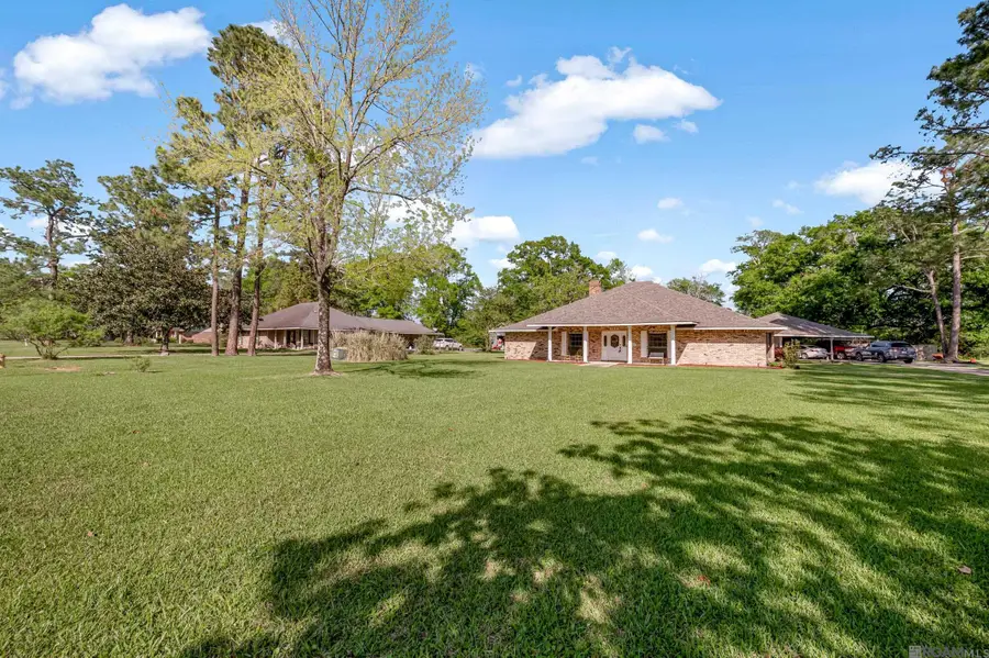 9534 Shoe Creek Dr, Central, LA 70818 - Image #3