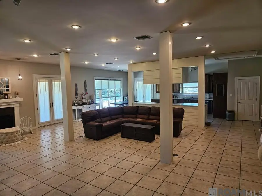 17820 Hwy 42, Livingston, LA 70754 - Image #2