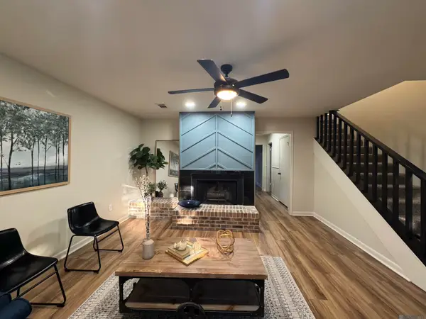 2455 Aubin Ln, Baton Rouge, LA 70816