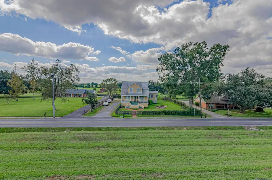 1240 Mississippi St, Donaldsonville, LA 70346 - Image #2