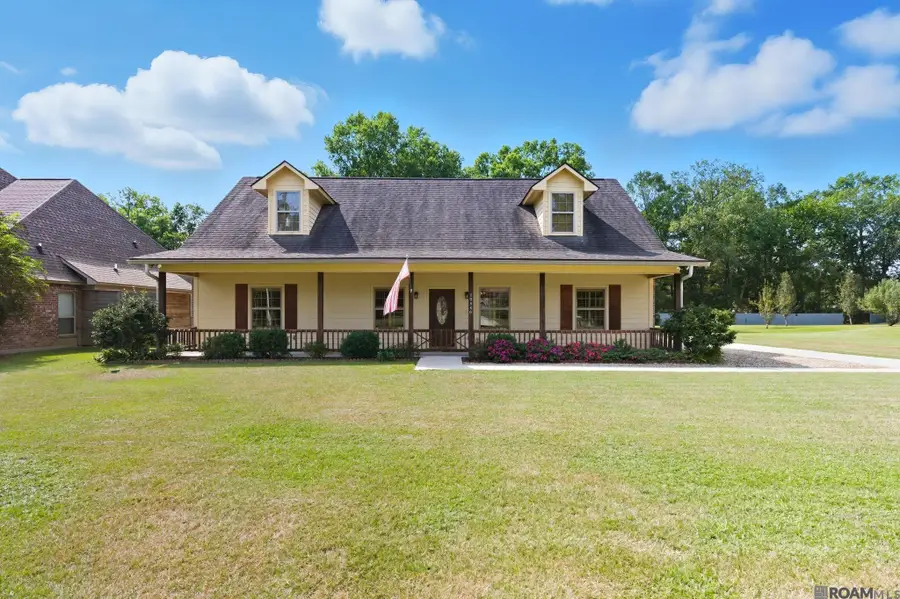 10440 Matherne Place, Denham Springs, LA 70726 - Image #2