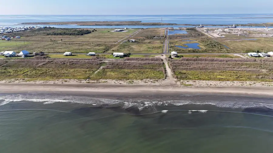 3954 Highway 1, Grand Isle, LA 70358 - #3
