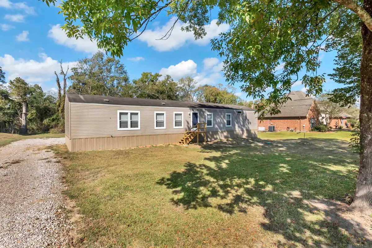 14205 Bluff Rd, Prairieville, LA 70769 - Image #1