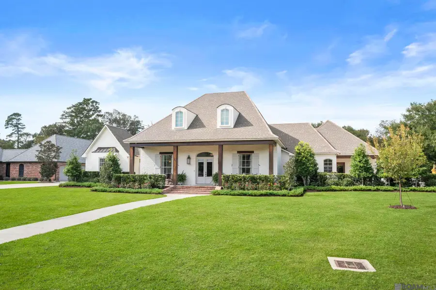 24069 Ferry Landing Dr, Denham Springs, LA 70726 - Image #2