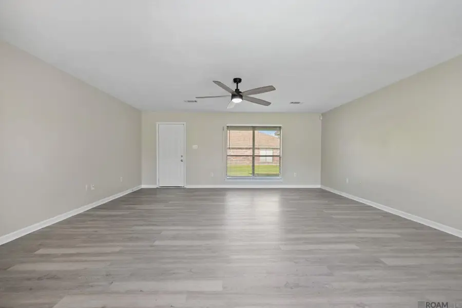 11257 Abbey Ln, Denham Springs, LA 70726 - Image #3