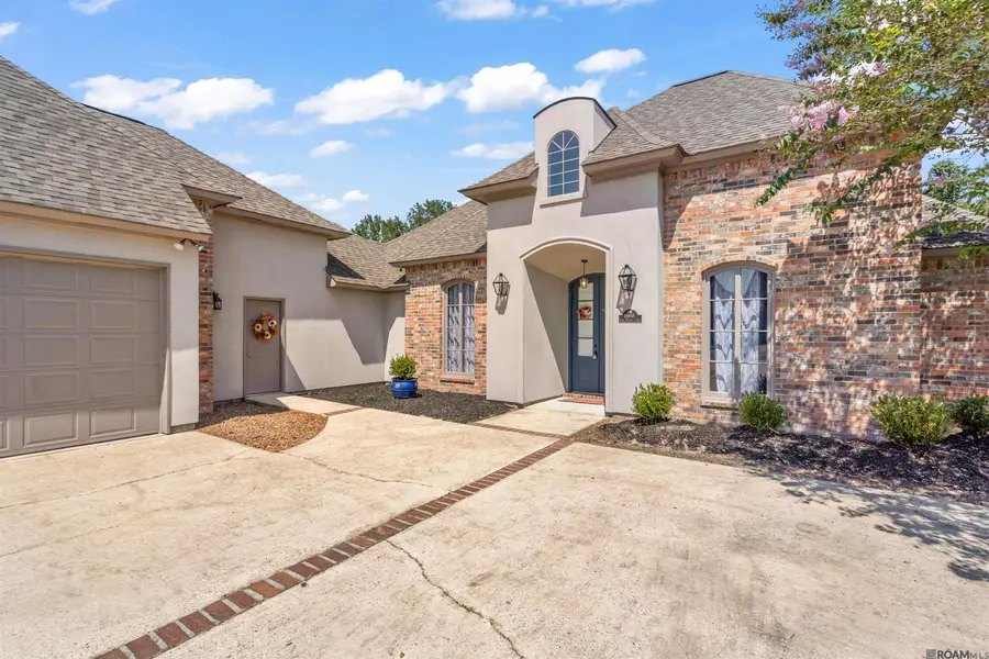 18468 Lake Harbor Ln, Prairieville, LA 70769 - Image #3