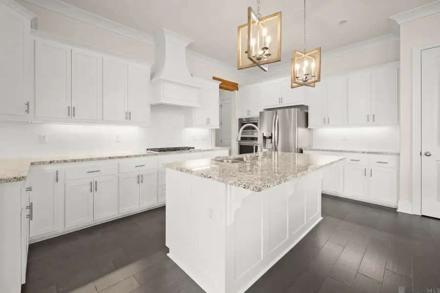 5146 Cheneau Ln, Baton Rouge, LA 70808 - Image #2