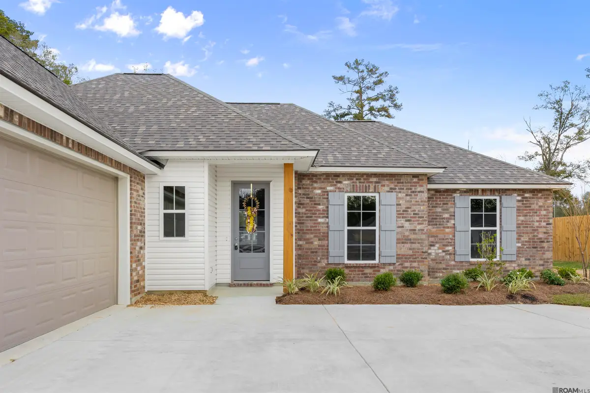 33258 Clinton Allen Rd, Denham Springs, LA 70706 - Image #1