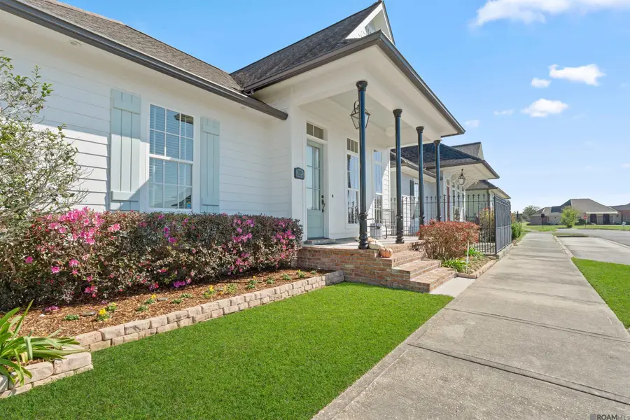2196 Iberville Ave, Zachary, LA 70791 - Image #2