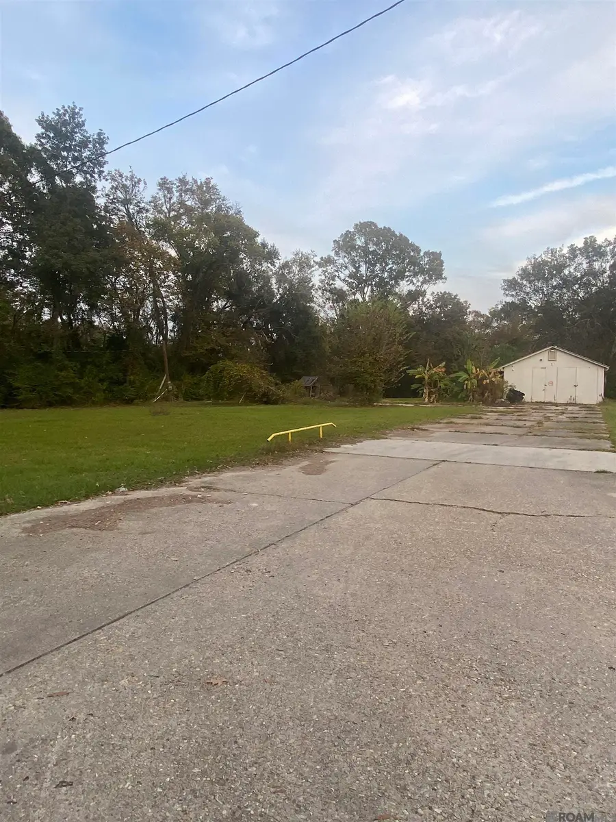 13262 Depen St, Gonzales, LA 70737 - Image #3