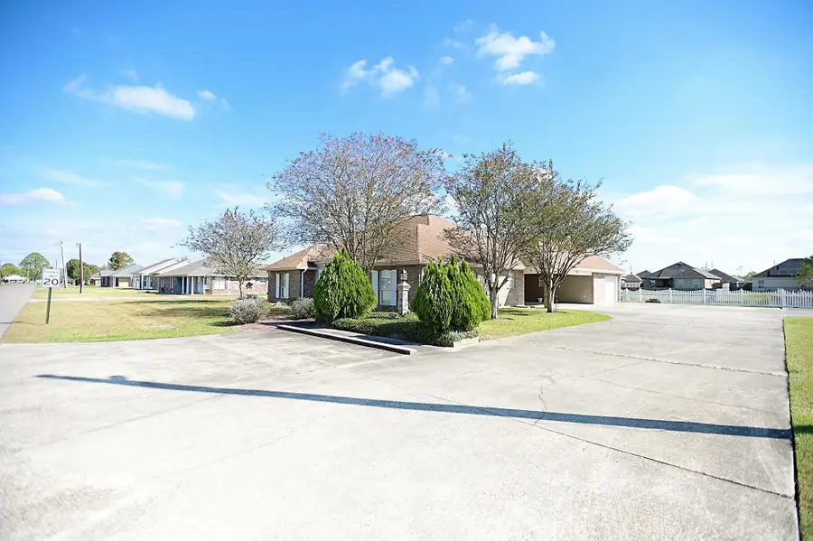 1403 East Camellia Drive, Thibodaux, LA 70301 - #2