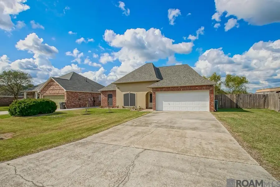 35987 Wilmington Ave, Denham Springs, LA 70706 - Image #2