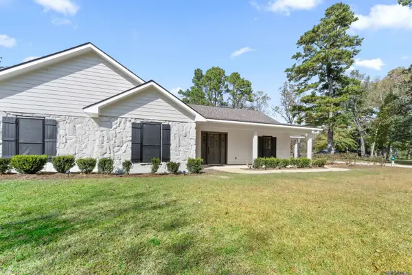 720 Pecan Dr, St Gabriel, LA 70776