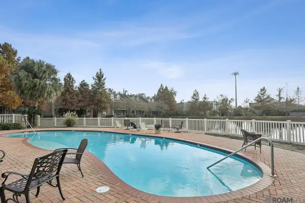 4637 Burbank Dr #304, Baton Rouge, LA 70820