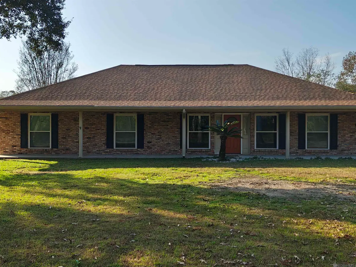 9411 Munson Dr, Slaughter, LA 70777 - Image #1