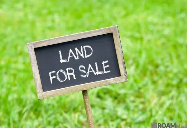 Lot 31,32,& 33 Lucien St, Denham Springs, LA 70726