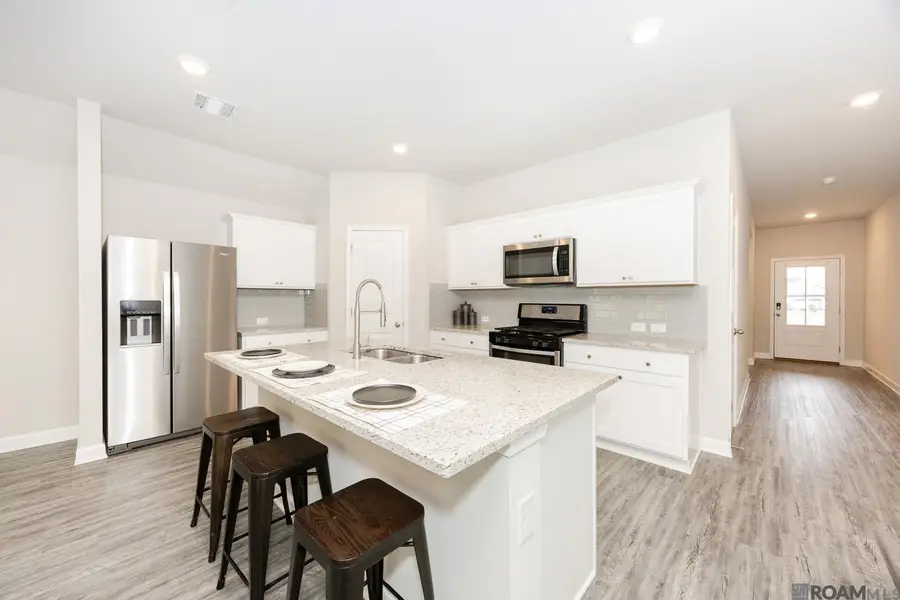 35590 Avery Dr, Denham Springs, LA 70706 - Image #3