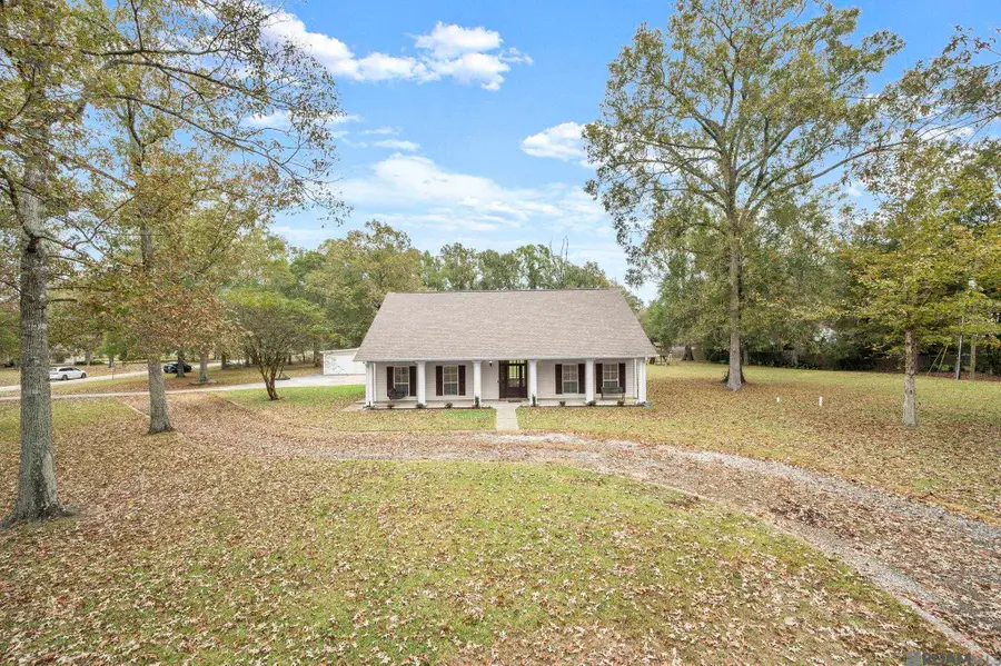 22470 Loving Dr, Denham Springs, LA 70726 - Image #3