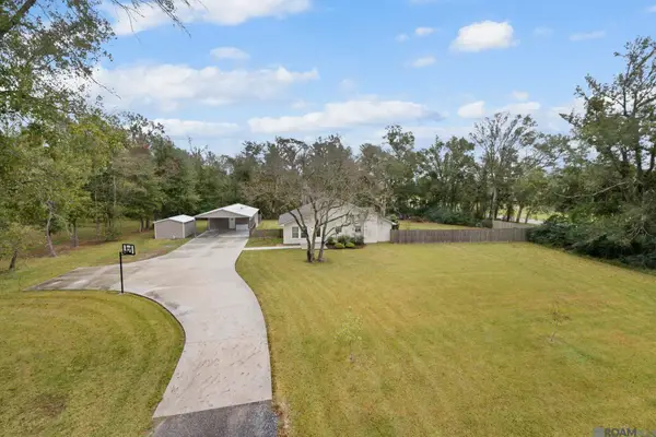 46316 La Hwy 22, St Amant, LA 70774