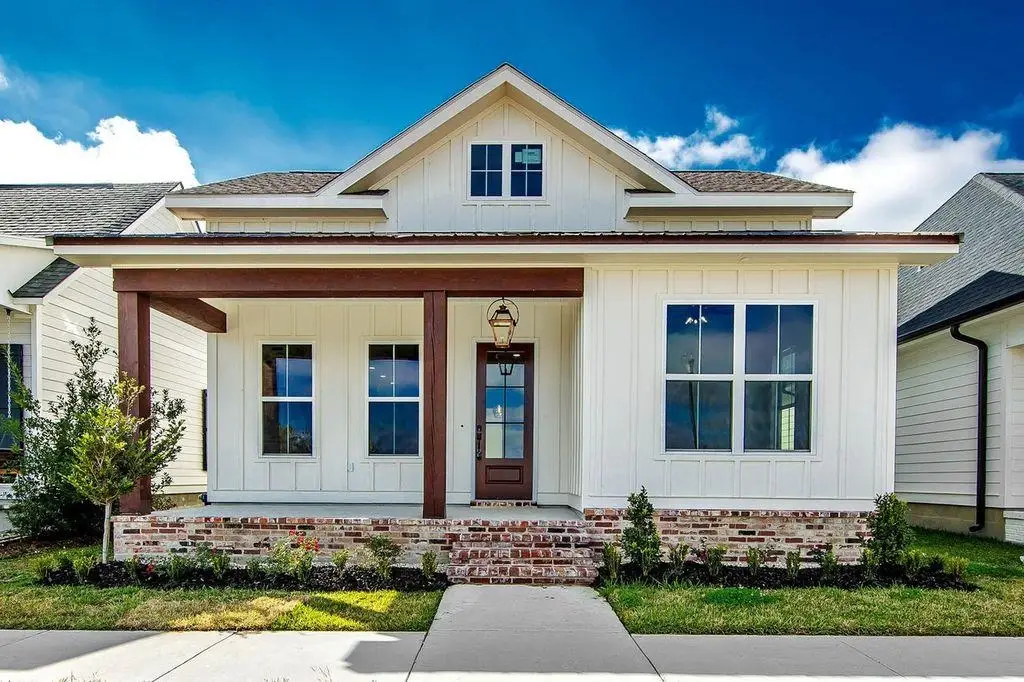201 Royal Oak Boulevard, Thibodaux, LA 70301 - #1