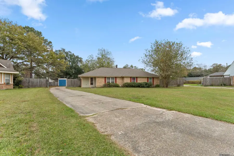 17742 La Grange Ct, Baton Rouge, LA 70817 - Image #2