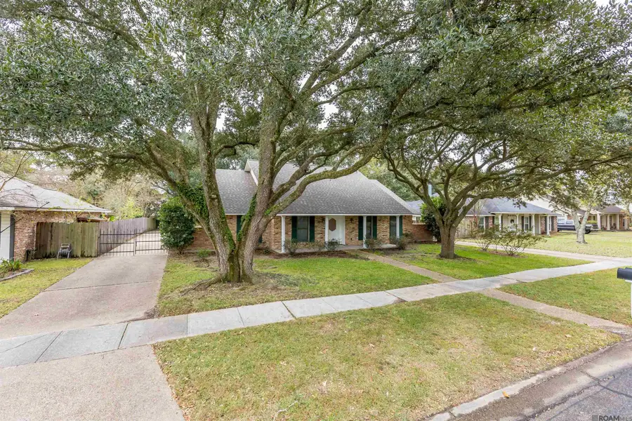 6035 Shakespeare Dr, Baton Rouge, LA 70817 - Image #2