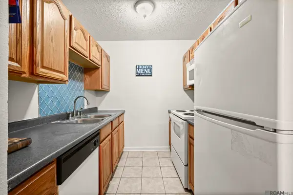 4518 Y A Tittle Ave #17, Baton Rouge, LA 70820