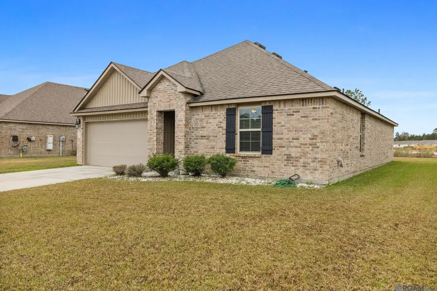 12778 Fowler Dr, Denham Springs, LA 70706 - Image #3