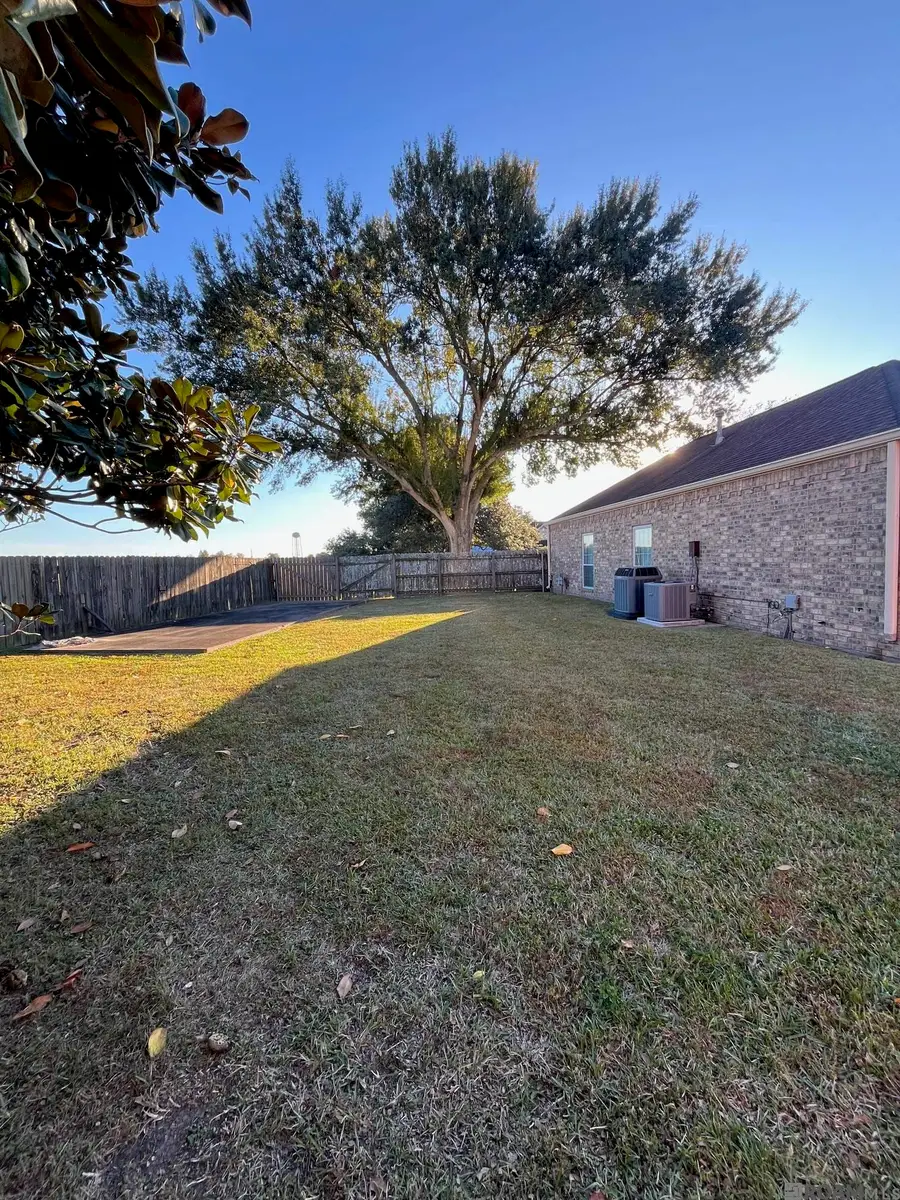 24685 Edmund Dr, Plaquemine, LA 70764 - Image #2