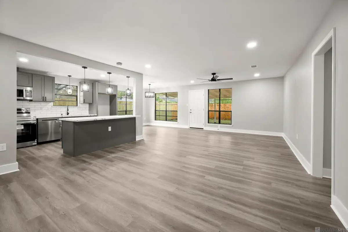 3124 Montreal Dr, Baton Rouge, LA 70819 - Image #1