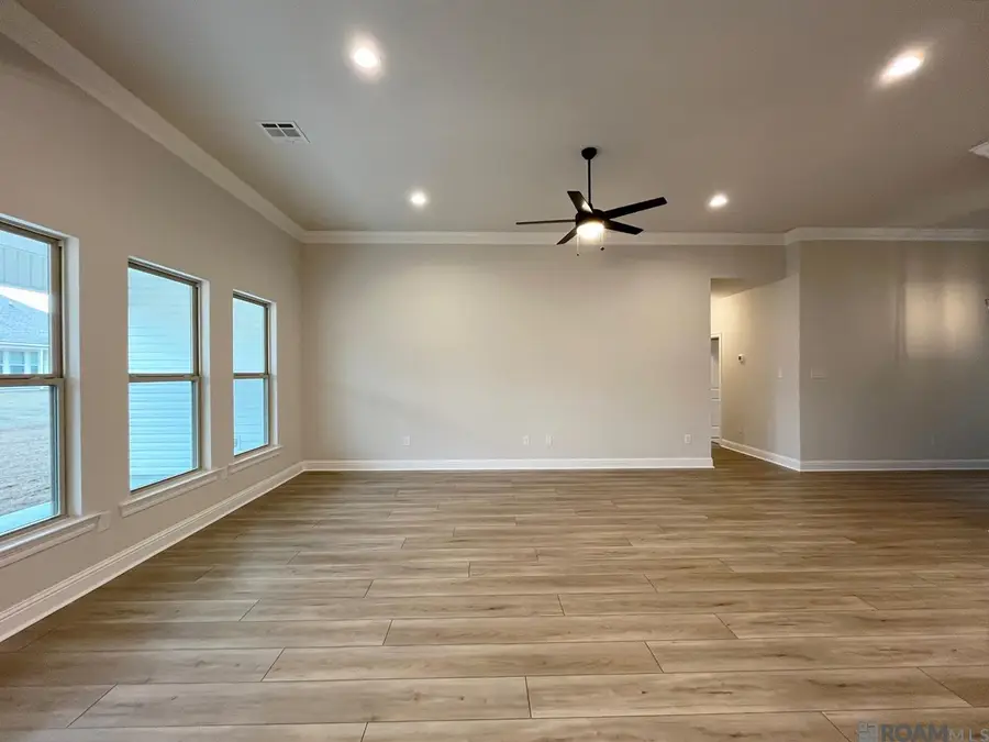 1599 Old Tucson Ave, Zachary, LA 70791 - #3