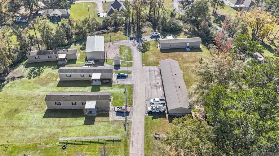 27859 Frindik Ln, Albany, LA 70711 - Image #2