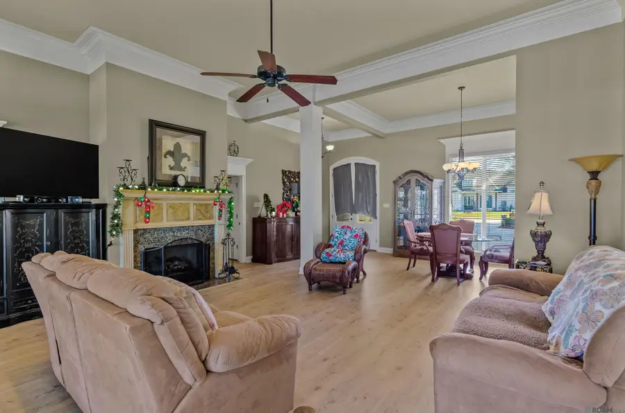 114 Serenity Dr, Denham Springs, LA 70706 - Image #3