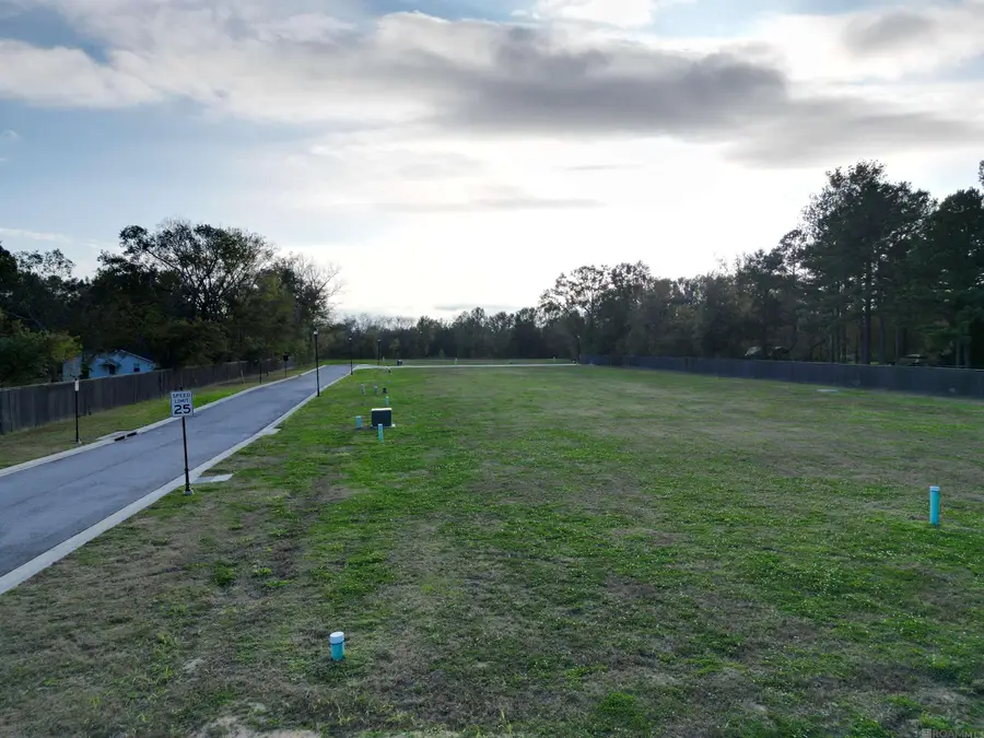 9910 Holland Dr, Baton Rouge, LA 70810 - Image #3