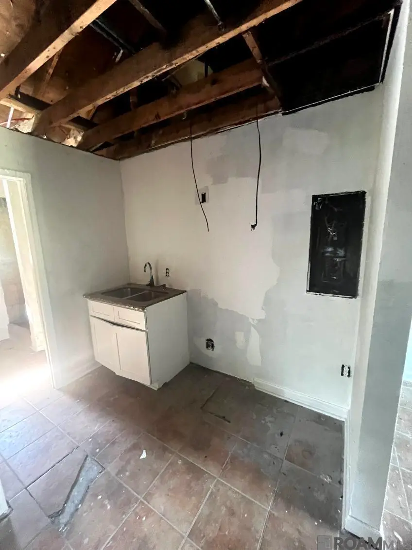 15644 Tiger Bend Rd, Old Jefferson, LA 70817 - #2