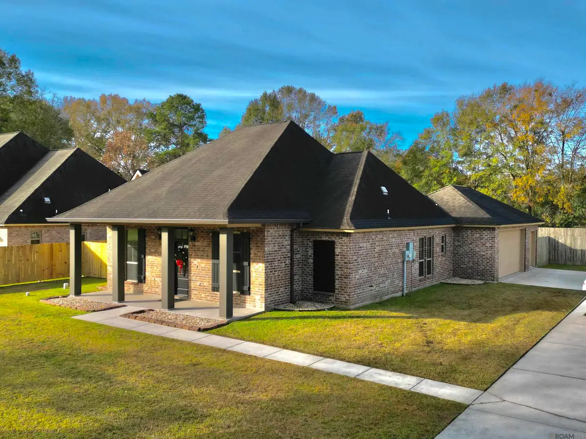 12489 Palmer Rd, Gonzales, LA 70737 - Image #1