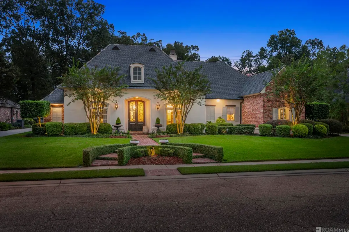 1204 E Lakeside Oaks Dr, Baton Rouge, LA 70810 - Image #1