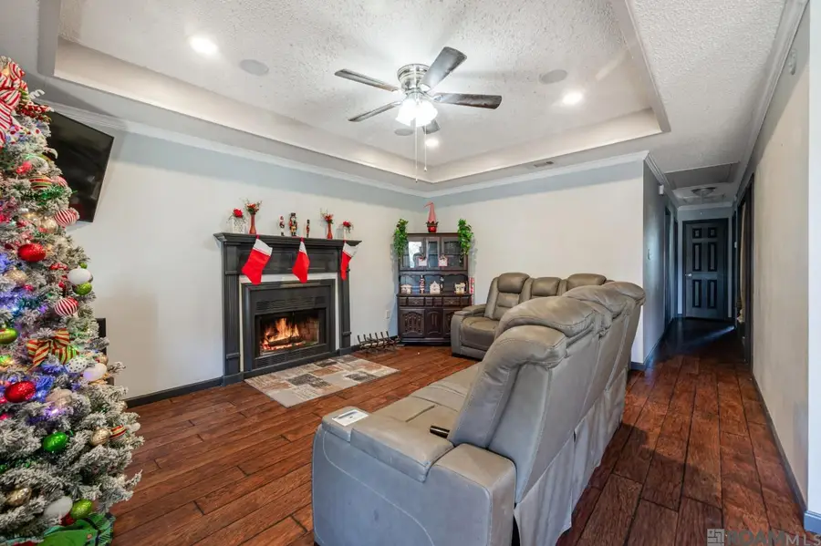 8848 Asphodel St, Denham Springs, LA 70726 - Image #2