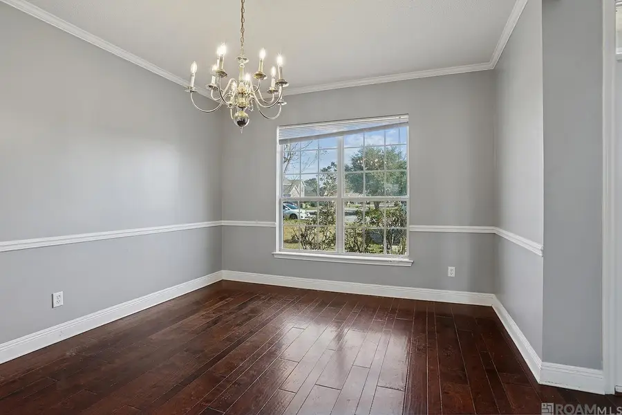 11075 S Bayou View Dr, Gonzales, LA 70737 - Image #3