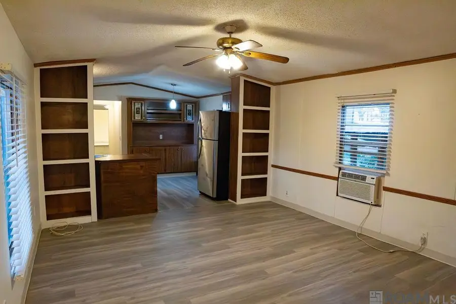 9815 Adam Dr, Denham Springs, LA 70726 - Image #2