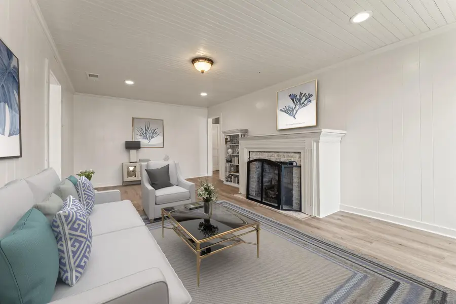 1018 Rodeo Dr, Denham Springs, LA 70726 - Image #3