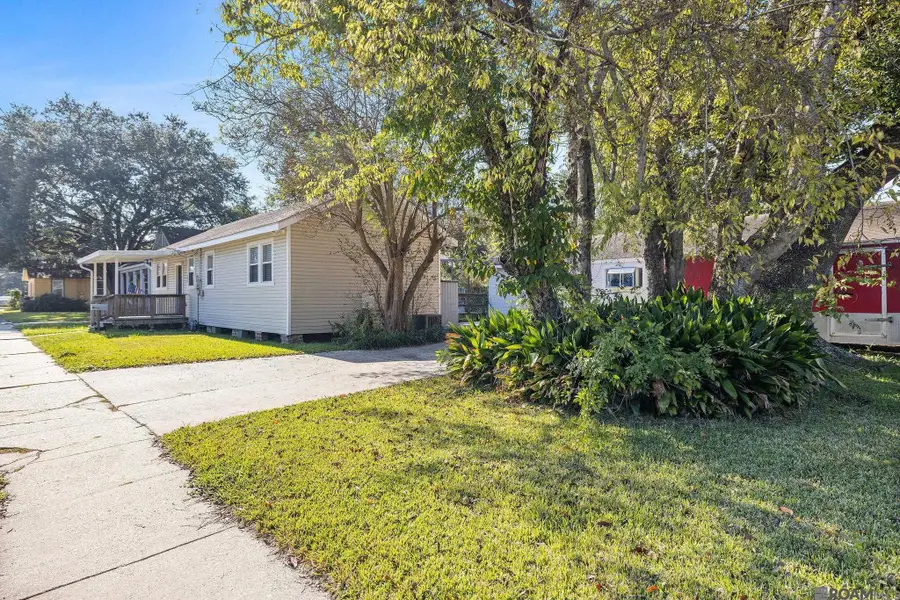 969 N Jefferson Ave, Port Allen, LA 70767 - Image #2