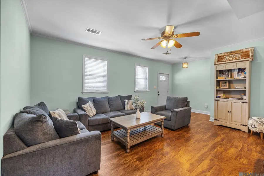 969 N Jefferson Ave, Port Allen, LA 70767 - Image #3